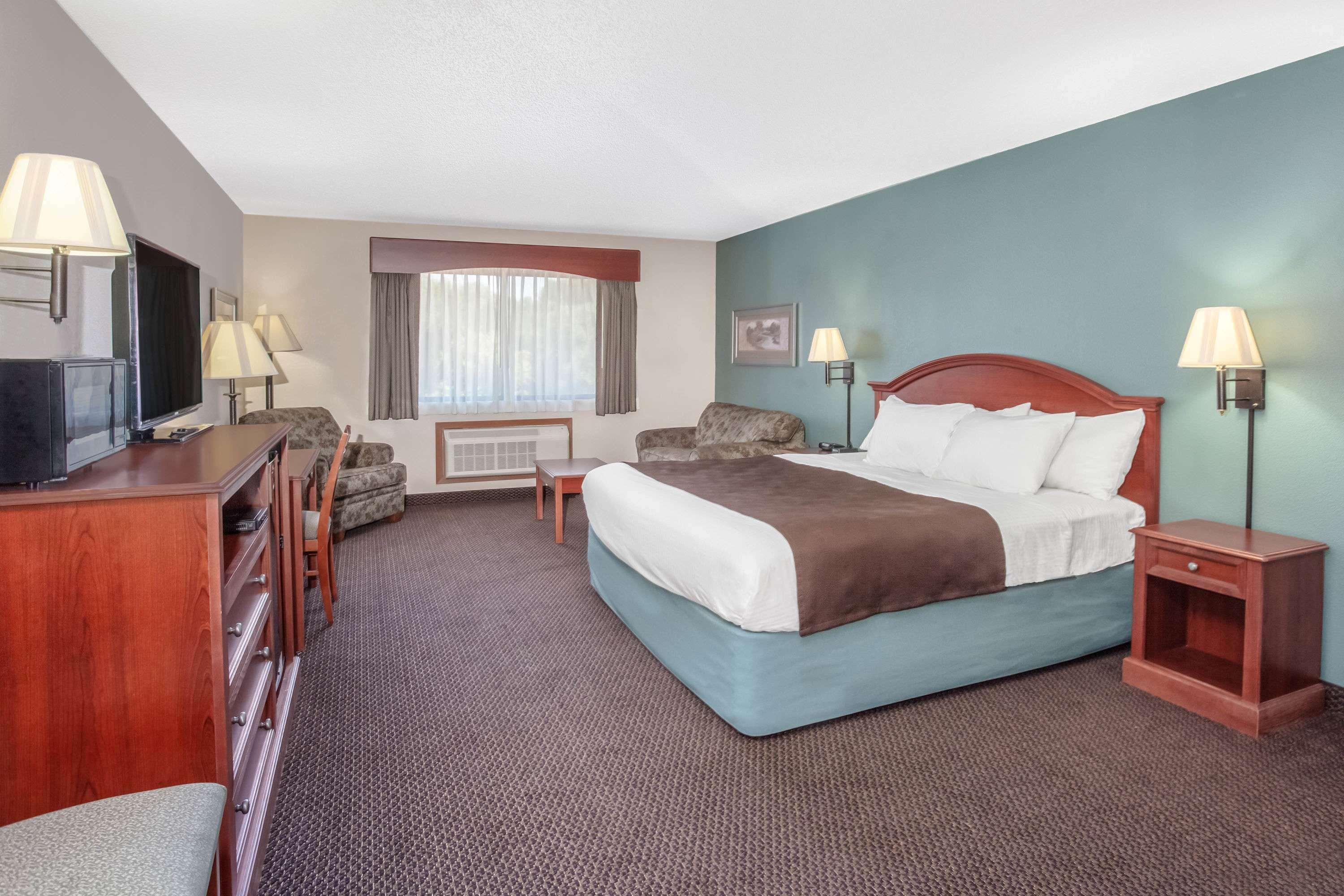 Americinn By Wyndham St. Peter מראה חיצוני תמונה