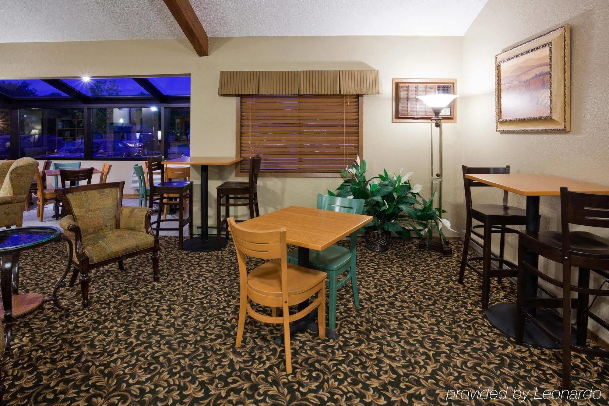 Americinn By Wyndham St. Peter מראה חיצוני תמונה
